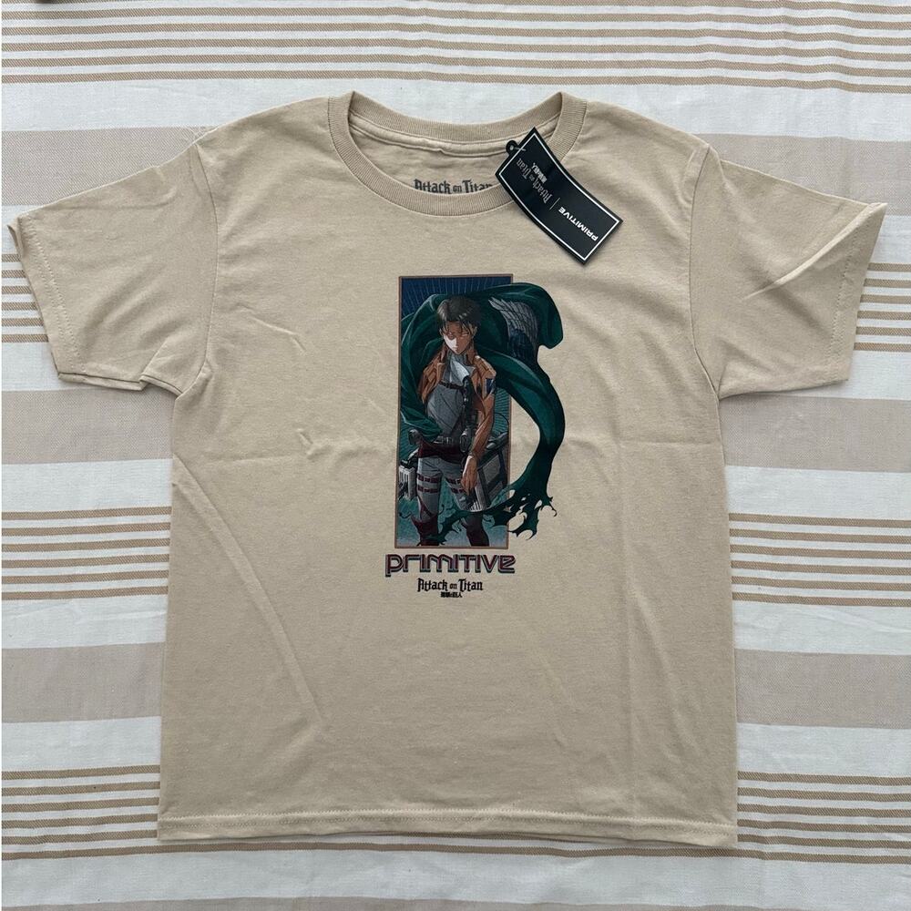 Primitive NWT | cream Attack on Titan Levi tee shirt t-shirt | size Y small